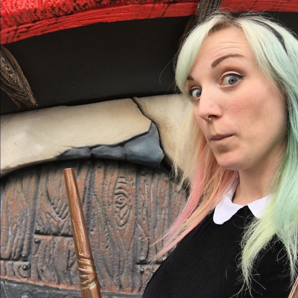 Meet your Posher, Samantha